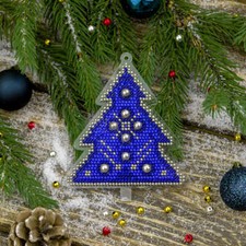 Wonderland Crafts Bead embroidery kit on a plastic base FLPL-054