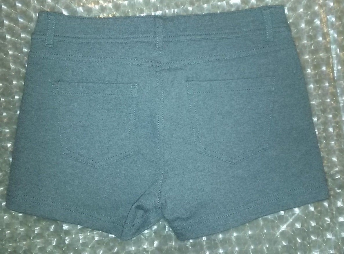 Picture 2 of 4