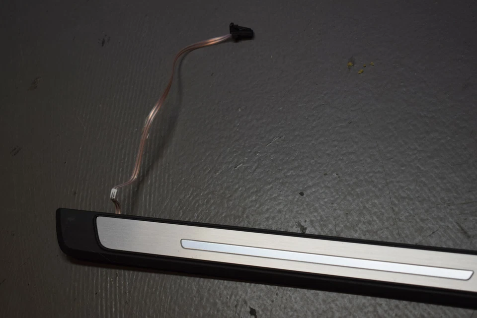 2018-2019 AUDI S5 LEFT SIDE SCUFF PLATE FACTORY OEM - Image 2 of 4