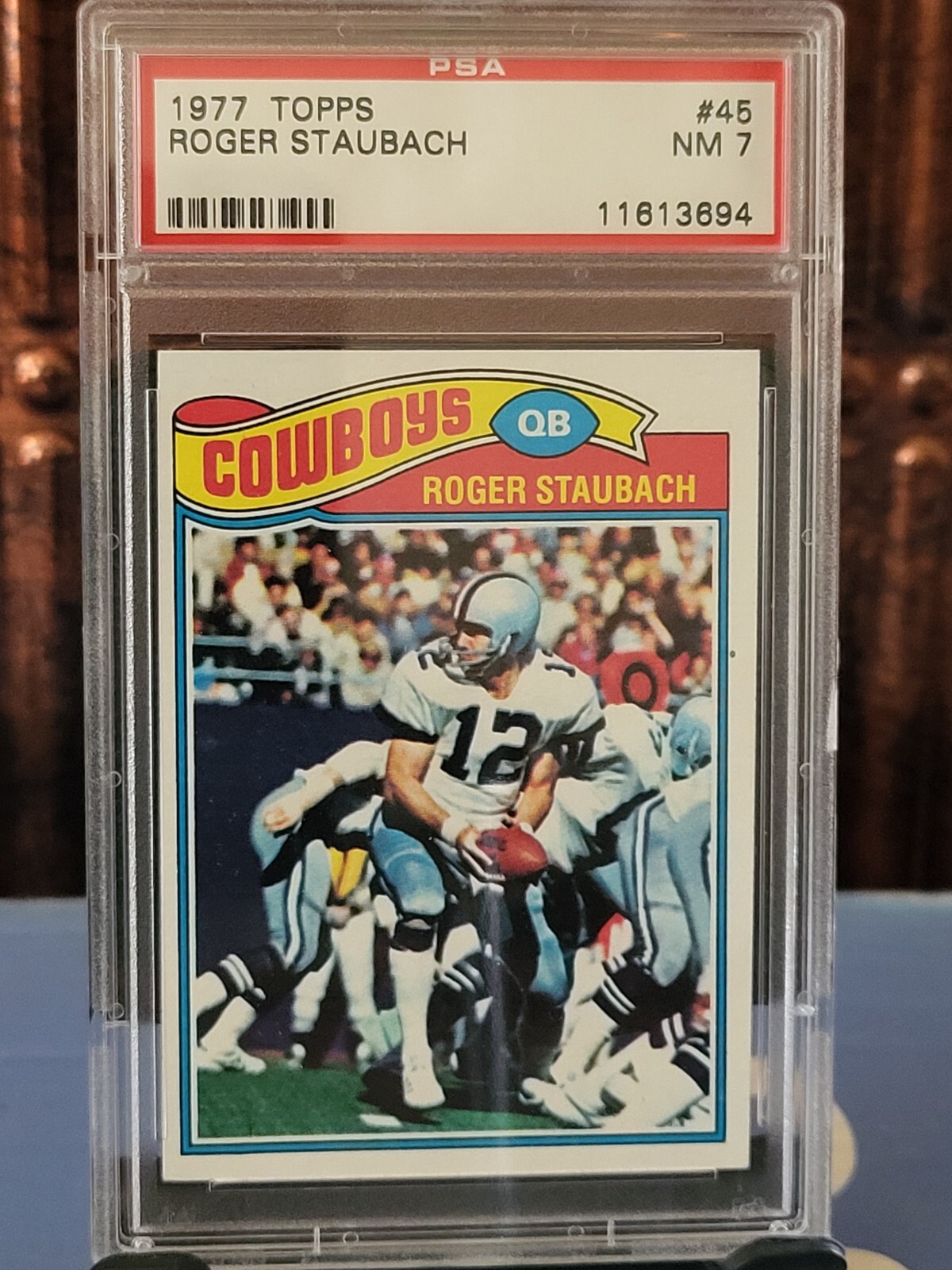 1977 Topps #45 Roger Staubach Year 6 Card HOF Graded PSA 7 NM Near Mint