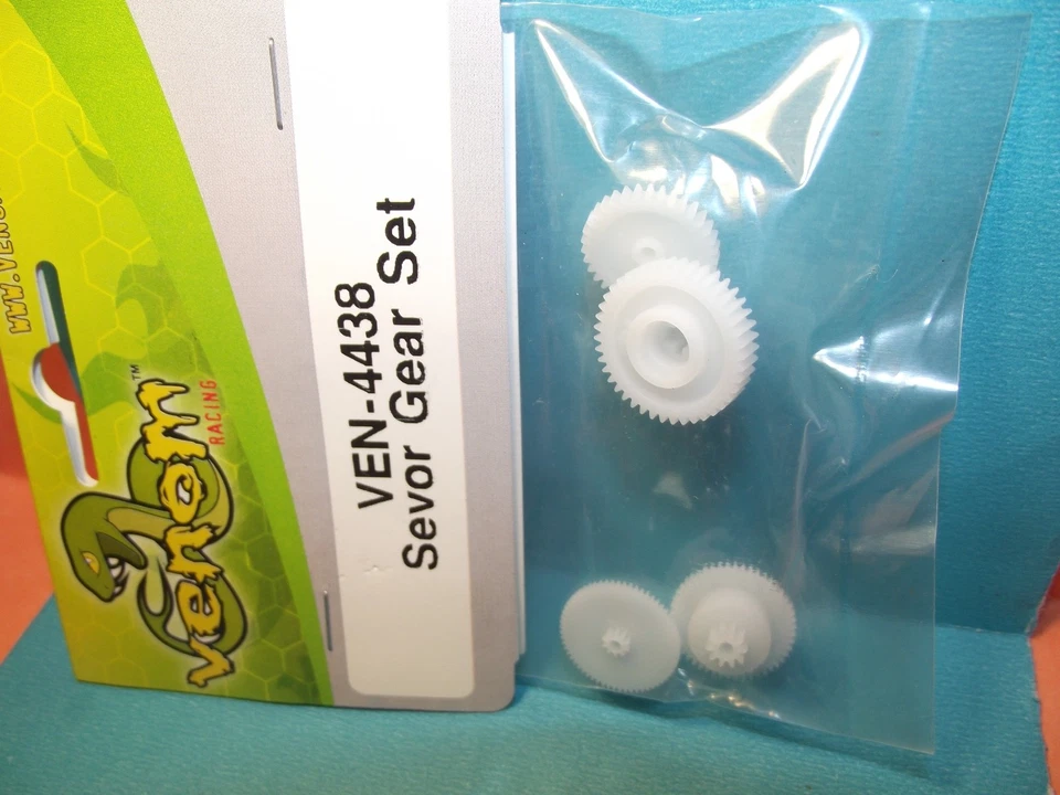 Venom Servo Gear Set Mini Giant Ven-4438 - Image 2 of 4