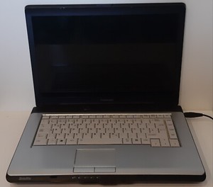 Toshiba Satellite A210 19Z  Satellite 15,4" Display Lap Top Notebook (  937 )