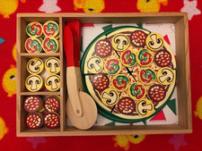 Melissa  Doug Wooden Pizza Party Pretend Play Food Set w/ Assorted Toppings GUC