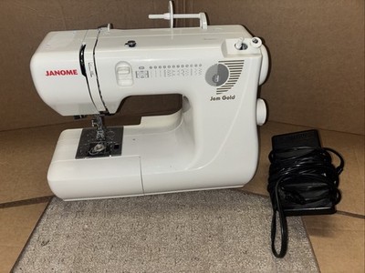Janome Jem Gold 660 Sewing and Quilting Machine