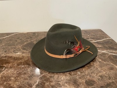 Outback Trading Company  Wool Tassy Crusher 1321 Randwick Hat Feather MD Green