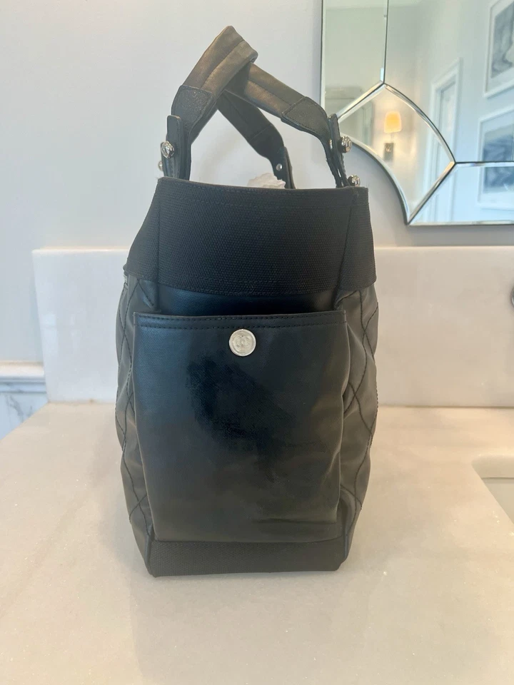 Bolso de Mano Acolchado CHANEL Paris-Biarritz PM Negro Lona/Cuero Foto 2 de 4