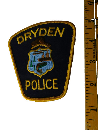 DRYDEN POLICE SERVICE PATCH SHOULDER CREST ONTARIO CANADA SOUVENIR COLLECTOR