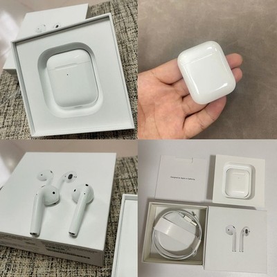 AppleAirPods2rd Generation with Charging Case 2²rd Generation White US Sealed
