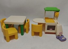 Little Tikes Vintage Dollhouse Furniture Kitchen Island - Table Chairs - Vacuum
