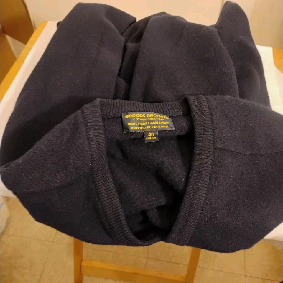 Suéter De Colección Azul Brooks Brothers Para Hombres 40 Cuello en V Lana de Cordero Hecho en Inglaterra Foto 3 de 4