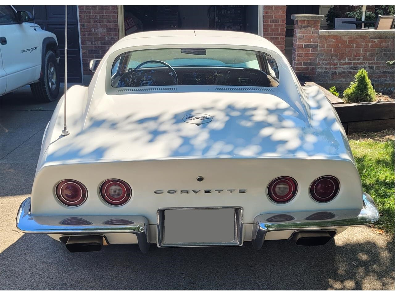 1972 White Chevrolet Corvette   | C3 Corvette Photo 3
