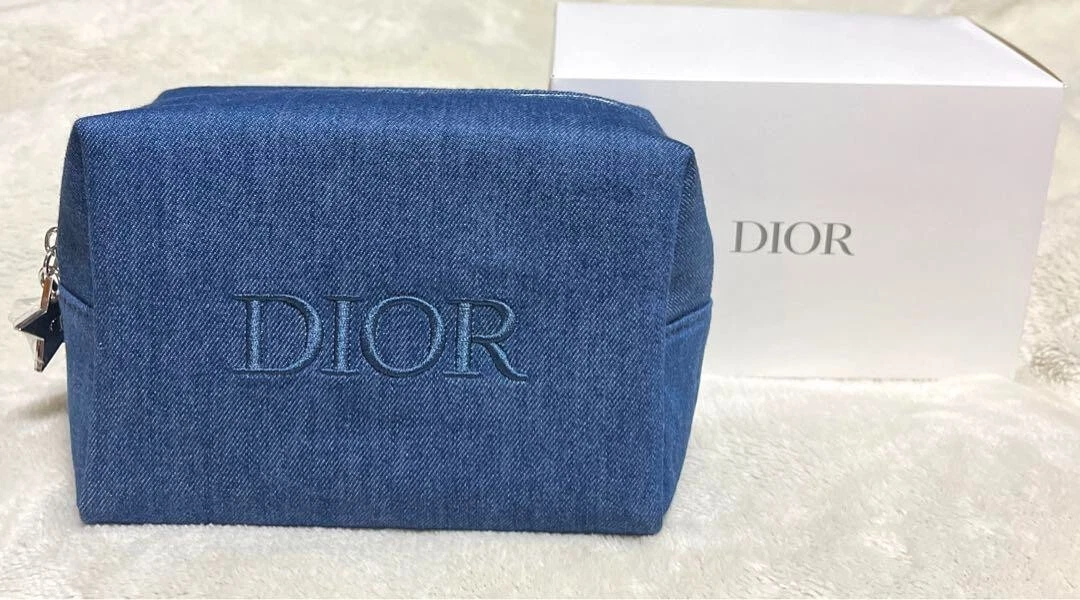 Christian Dior Poch Nouveauté Denim Forever Carré Bleu 10,5 cm x 15 cm x 8 cm 2024 Neuf
