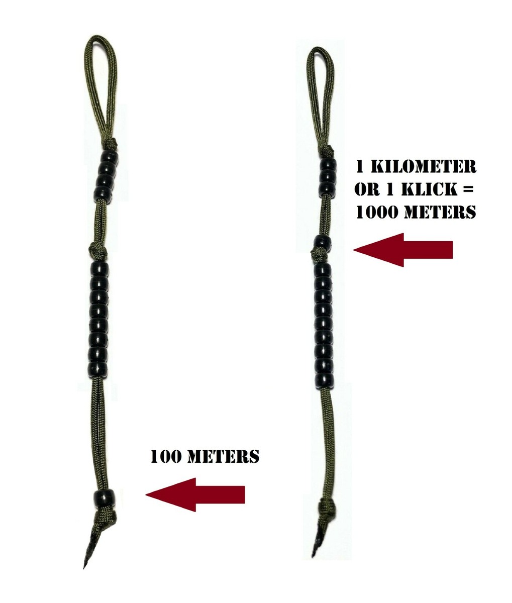 Una Ragazzina Carina Usa Una Mata A Colori Disegnando La Sua Famiglia Sulla Carta E Mostrandola All Insegnante Classe Alle Image302649510 - Foto 9