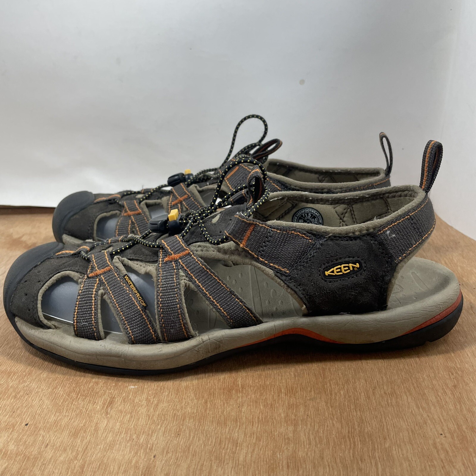 Sandali Keen Kanyon uomo taglia 11 5 marrone arancione 1002133 scarpe acqua fiume