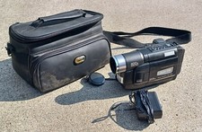 JVC GR-SXM240U Handheld Camcorder with Bag and Extras UNTESTED AS IS estate find