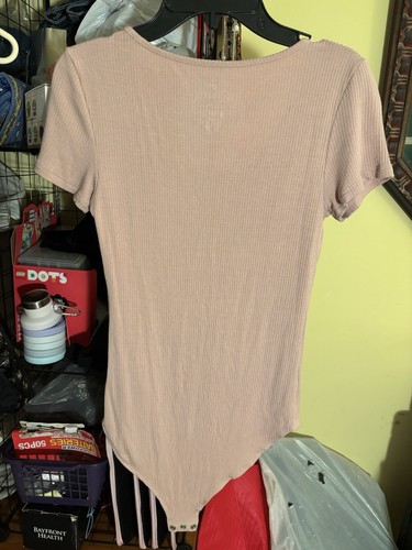 NWT American Eagle Outfitters Soft & Sexy Ribbed Short Sleeve Body Suit Sz M - Picture 5 of 5