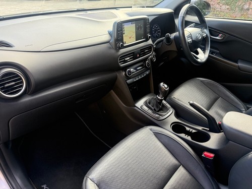 2018 Hyundai KONA 1.0T GDi Blue Drive Premium SE 5dr HATCHBACK Petrol Manual - Picture 11 of 19