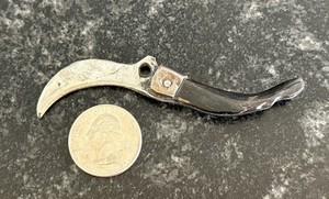 Antique Miniature Saca Tripa Horn Scale Folding Pruning Knife, Mexico, Used