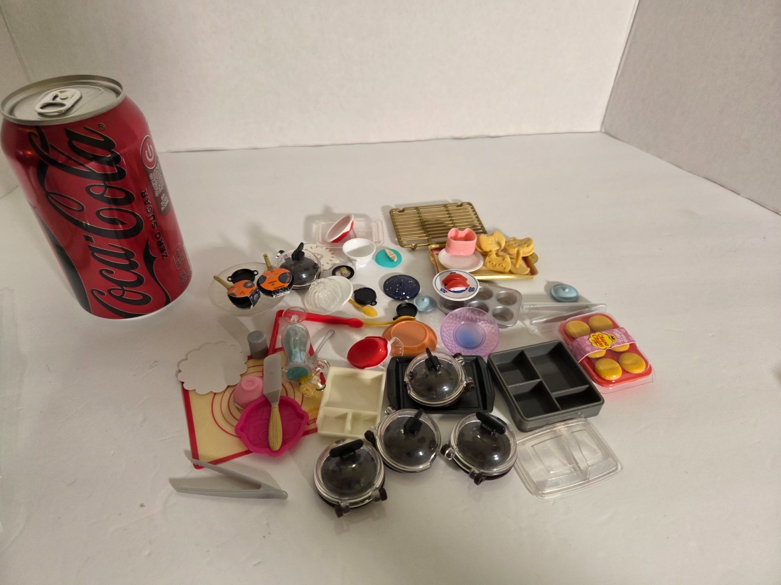Zuru- Mini Brands- Home, Retro And Kitchen LOT SALE