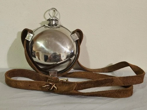 Civil War Reenacment Replica Canteen & Leather Strap With Cork Smooth