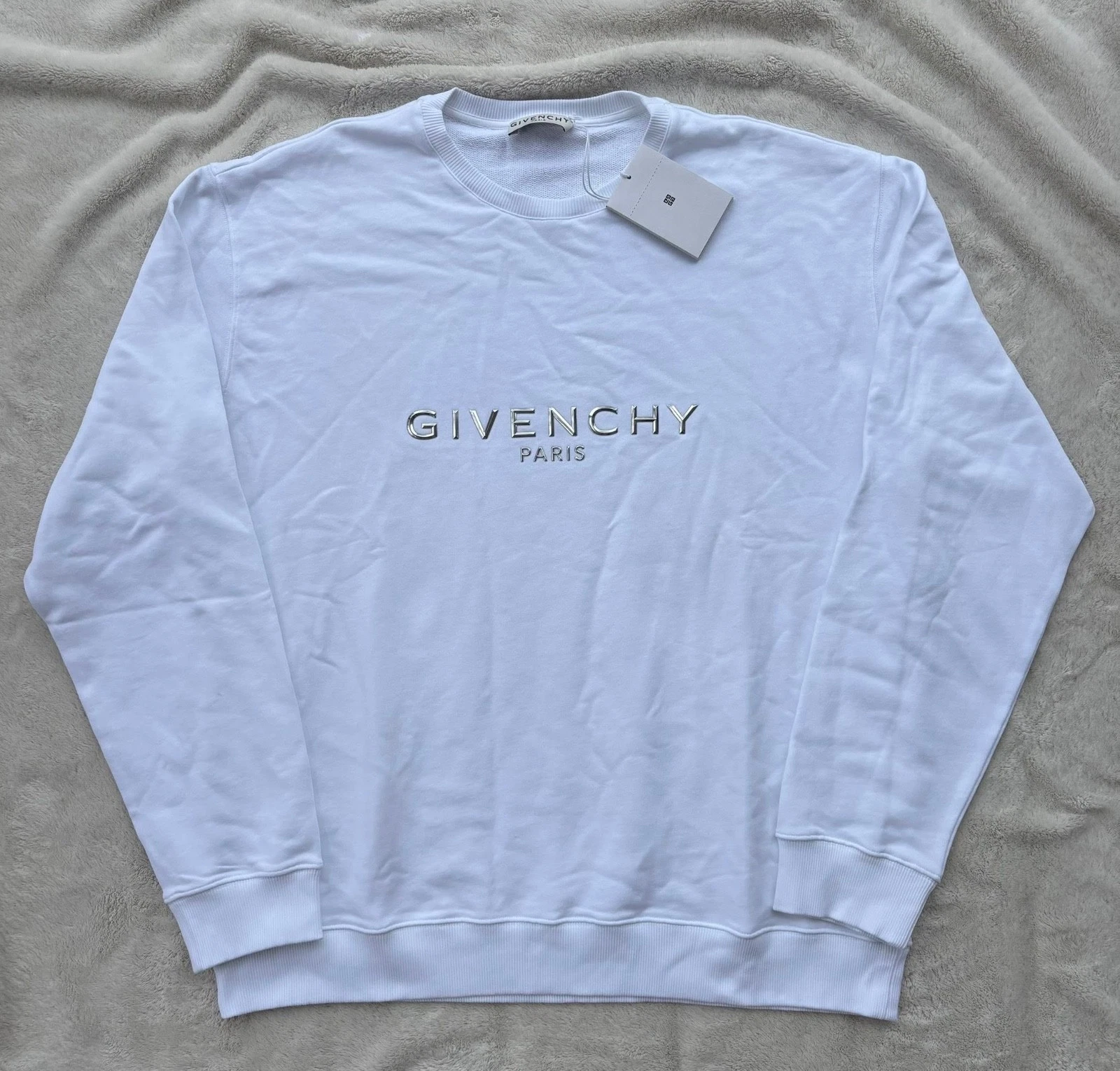 Givenchy — Givenchy White Paris Metallic Logo Crewneck - XL-2XL - $1000 - New - Authentic