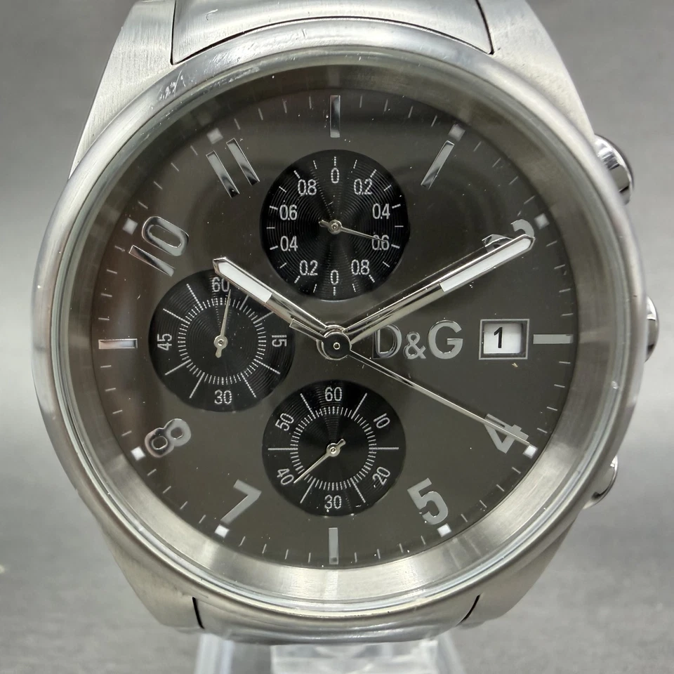 Dolce & Gabbana Sandpiper Chronograph Watch Men 42mm Black Dial Silver New Batt - image 2 of 4