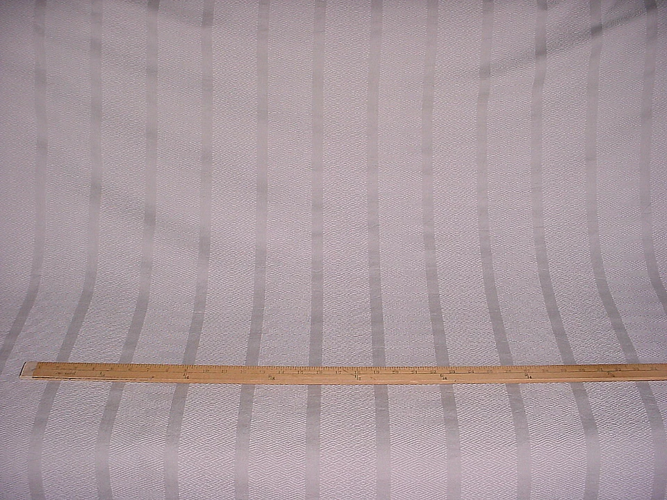 Обивочная ткань 4-1/4 года Pindler DAR050 Dary Mist в геометрическую полоску жаккард - Изображение 2 из 4