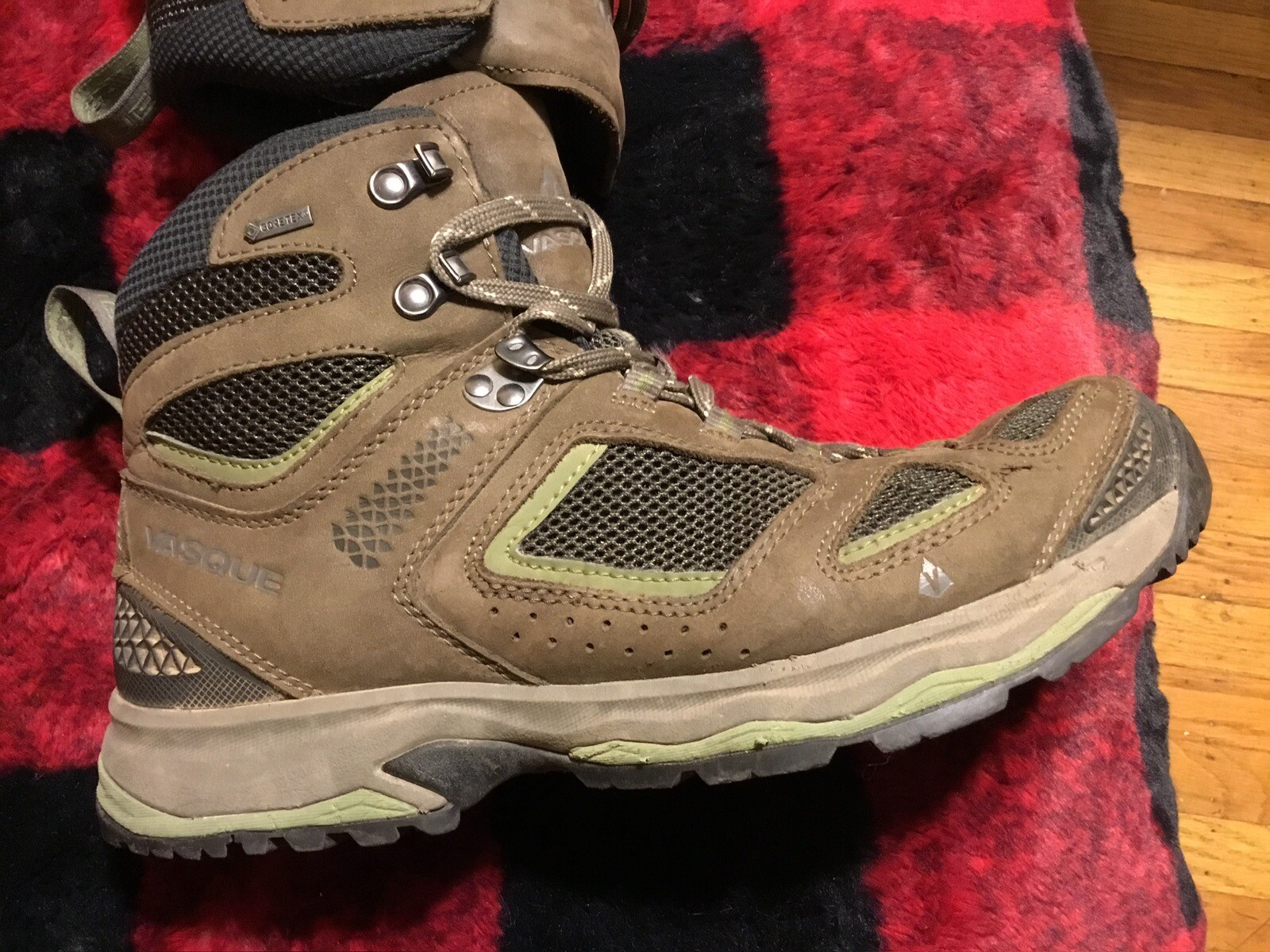 VASQUE Men’s Hiking Boots GoreTex XCR Vibram Sole Sz 10.5 eBay