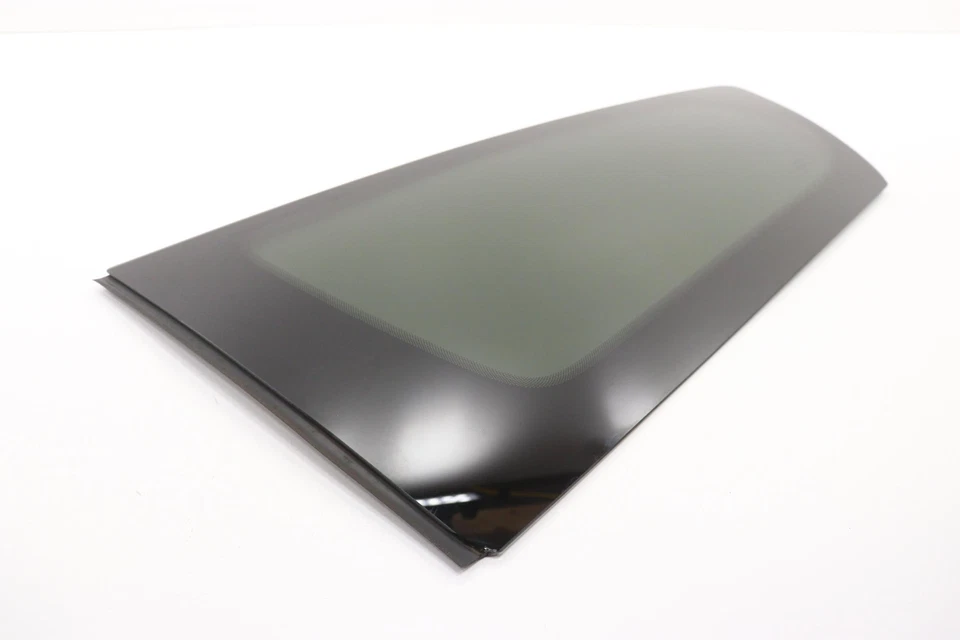 2017 - 2025 CHRYSLER PACIFICA REAR LEFT SIDE QUARTER WINDOW GLASS OEM 68238495AC - Image 4 of 4