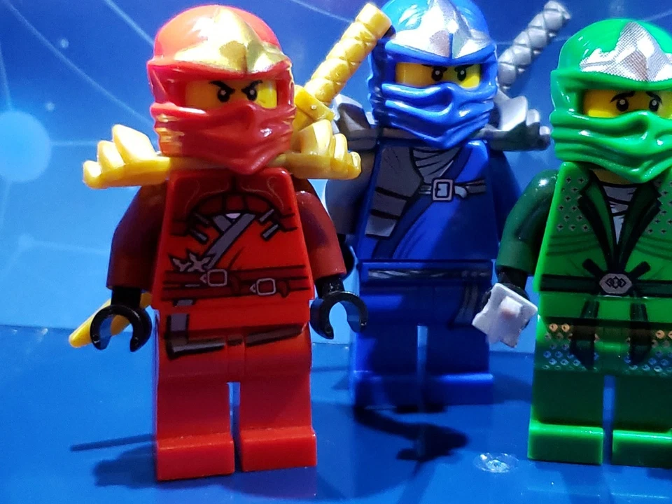 Lote de minifiguras Lego Ninjago Rise Of The Snakes ZX Lloyd Cole Zane Zen Extreme Foto 4 de 4