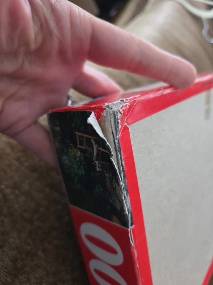 Guild Puzzle My Corner Garden 1000 Pieces Sealed Hasbro Chair Flowers Plant Yard - Image 3 of 3