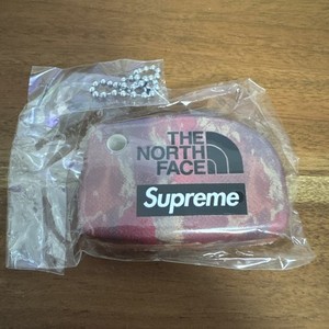 Supreme Floating Keychain | eBay