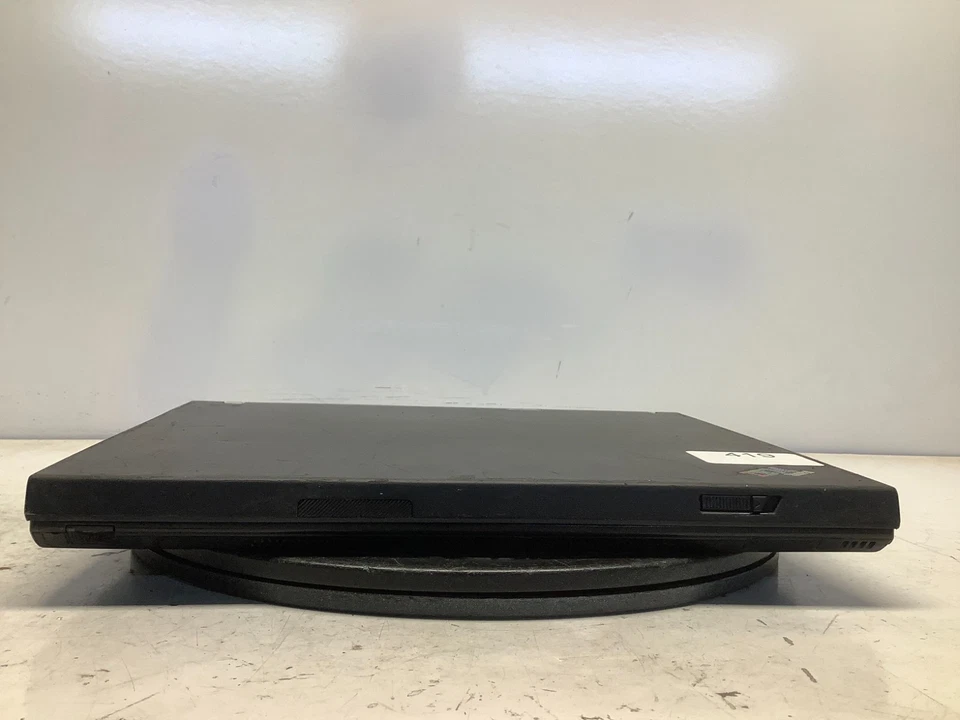 IBM ThinkPad T41 Intel Pentium M 1,6 GHz 512 MB SIN DISCO DURO Foto 3 de 4