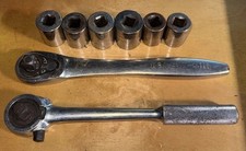 Craftsman 12 Drive Quick Release Thin-profile Ratchet Lot Plus Sockets