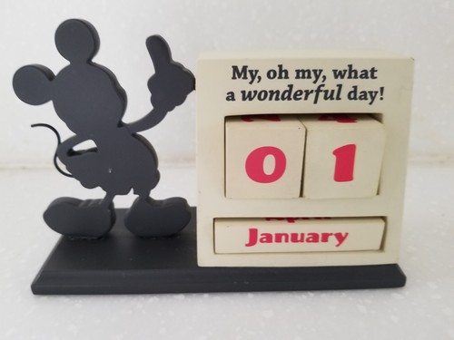 Disney Hallmark Mickey Mouse Silhouette Figure Wooden Block Desk Calendar