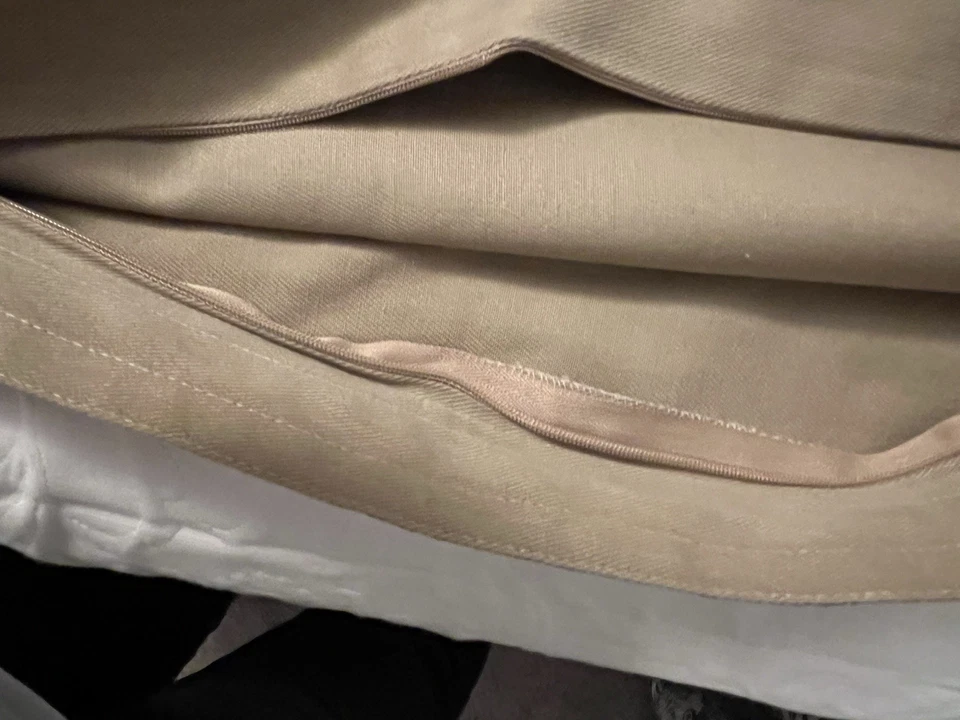 Falda y fundas de cama Ralph Lauren tamaño queen Foto 2 de 4