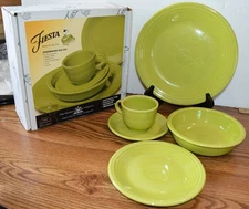 Fiesta® 5-Piece Place Setting | Lemongrass Homer Laughlin China Co.