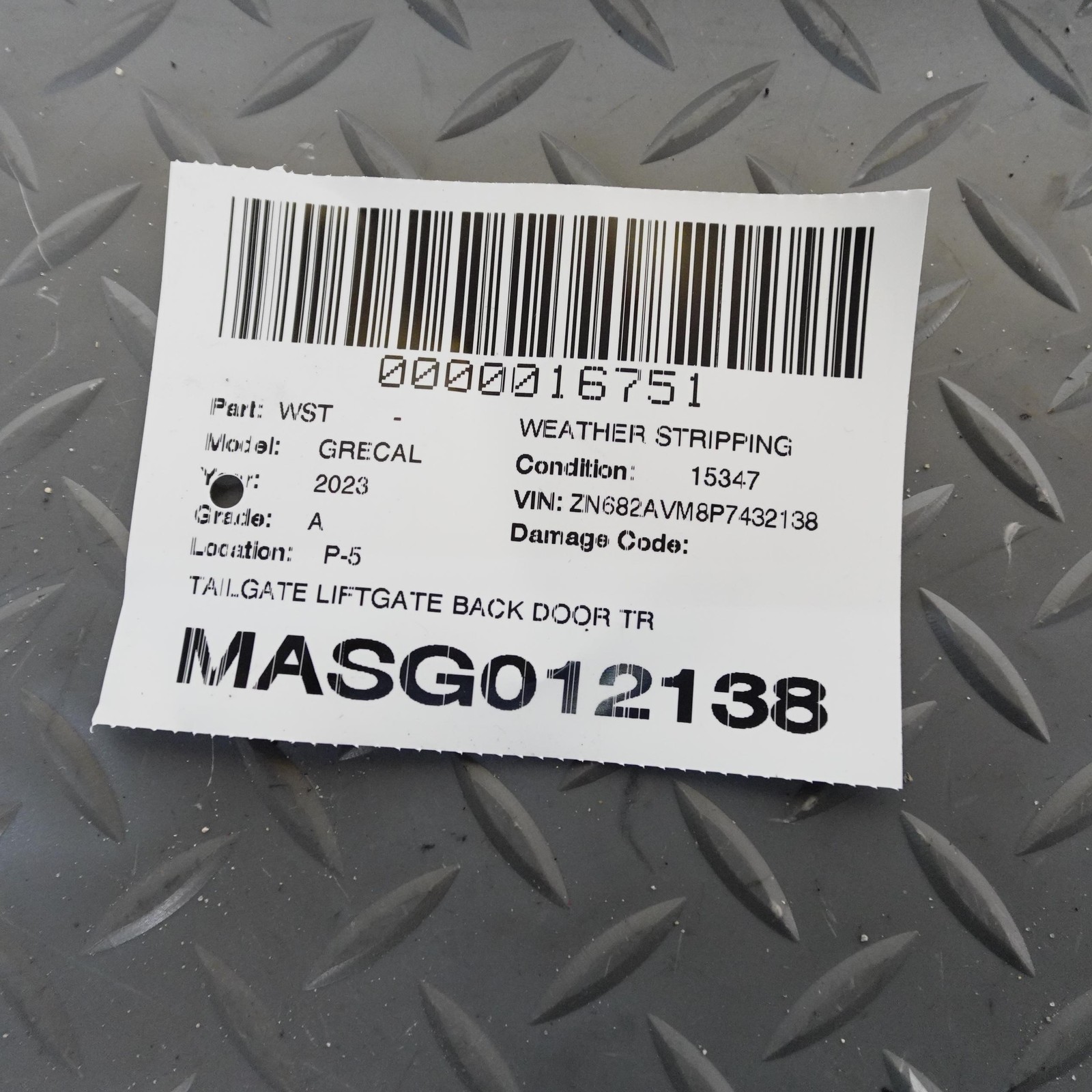 Maserati Grecale 2023-2025 Rear Outer window scraper seal
