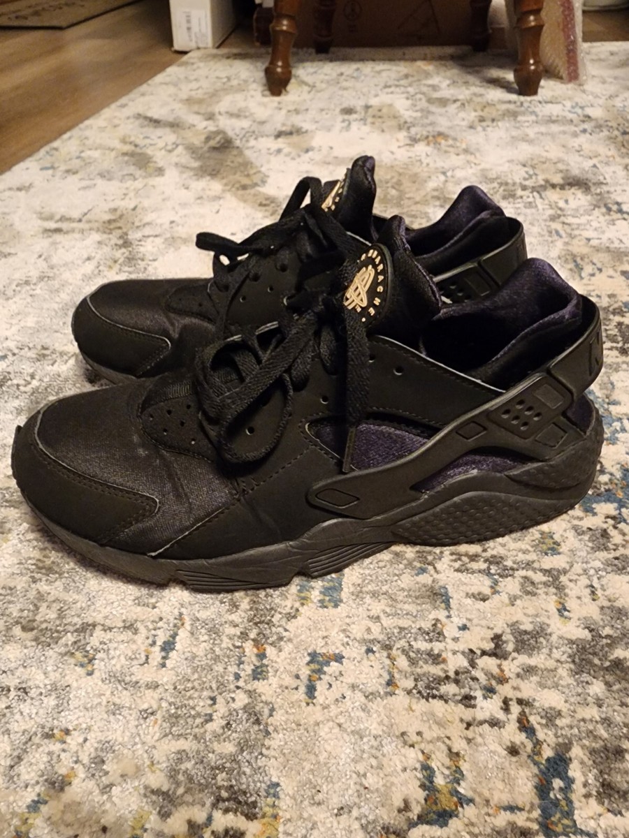 triple black huaraches mens