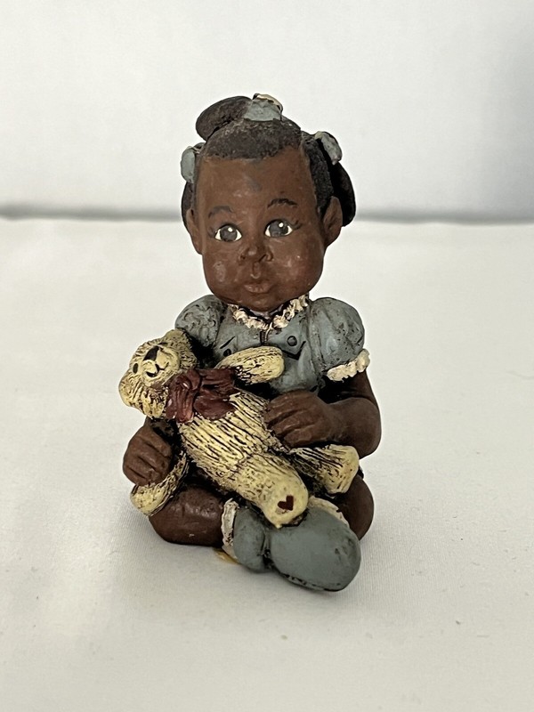 Sarah’s Attic Black Heritage Susie Mae with Teddy Bear Figurine 1989