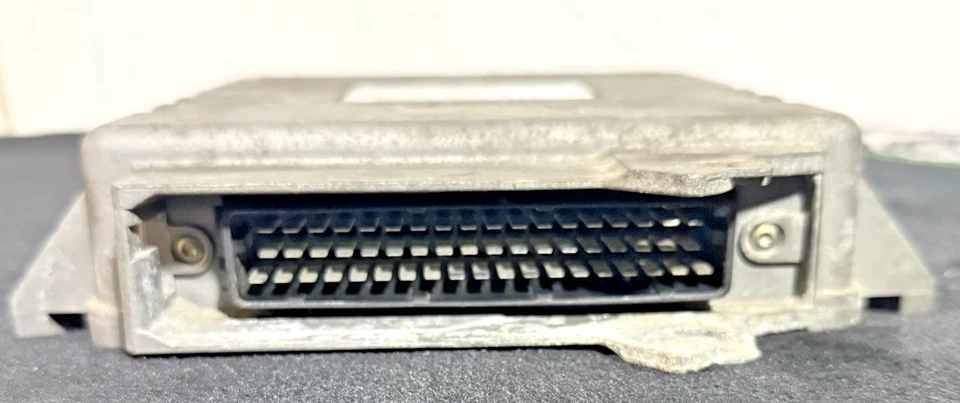 CALCULATEUR MOTEUR PEUGEOT 206 1.4i 9636727080 16301.464  IAW 1AP.81 A DECODER - Photo 3/4