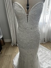 La Sposa Wedding Dresses for sale UK
