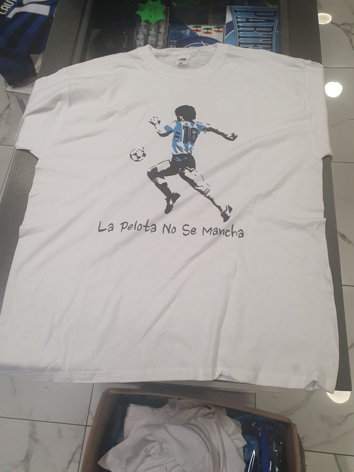 Picture 1 of 1
