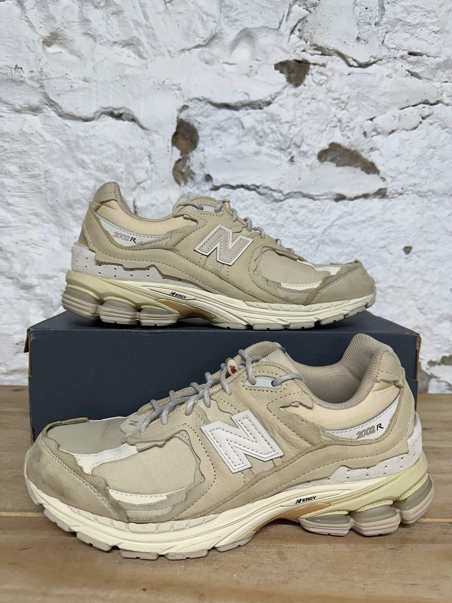 New Balance 2002R Protection Pack Sandstone Size 11 Pre  display picture 1