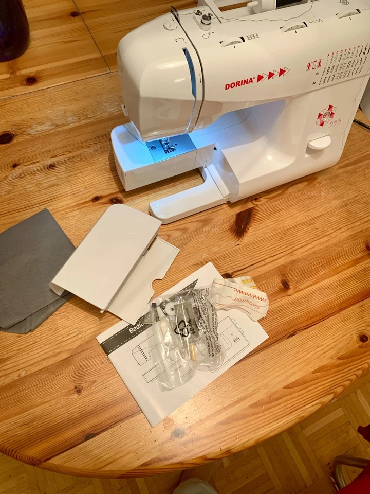 Freiarm-Nähmaschine Dorina 333 (33 Nutz- und Zierstiche für jeden Stoff) - Bild 2 von 4