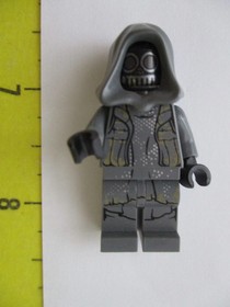 LEGO Star Wars Minifigure and accessories from set Rey's Speeder 75099