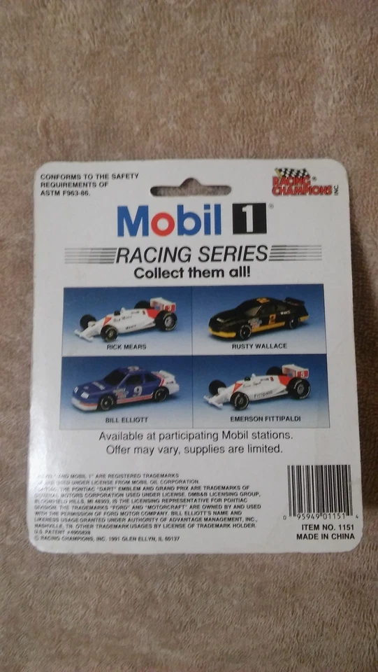 Racing Champions 1991 Rick Mears #3 Mobil1 Indy Car 1/64 diecast limitado Foto 3 de 3