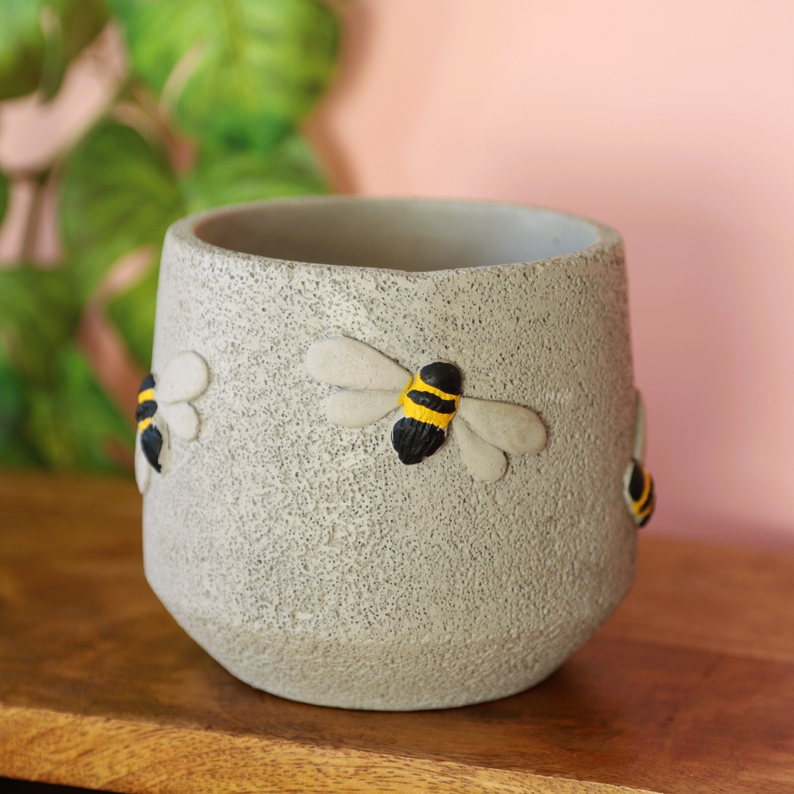 Grey Cement Bee Planter Indoor Home Decorative 14cm Herb Plant Pot Cover Gift