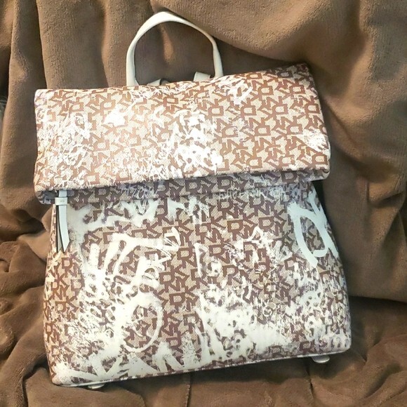 DKNY Tilly Flap Backpack NWT DKNY Tilly foldover R14Q350, Graphic Backpack | Mercari main image 4