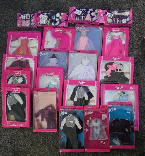 Barbie Vintage Clothing Accessories Bundle (Wedding)